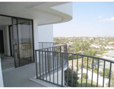 jupiter mls view of balcony on listing